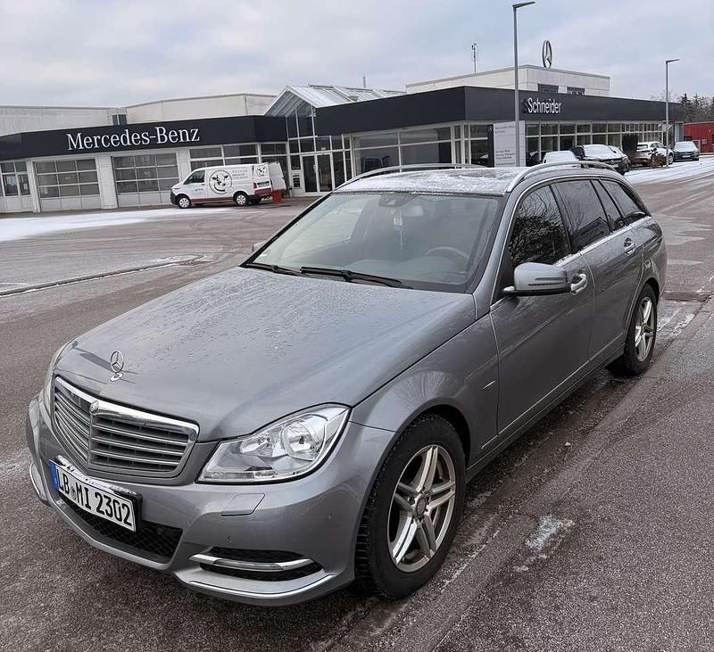 Gebraucht Mercedes C200 Elegance 136 PS (100 kW) 2012 Kombi