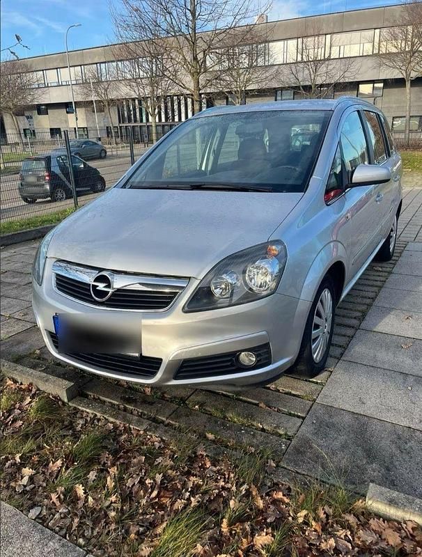 Gebraucht Opel Zafira 150 PS (110 kW) 2006 Silber Van / Kleinbus