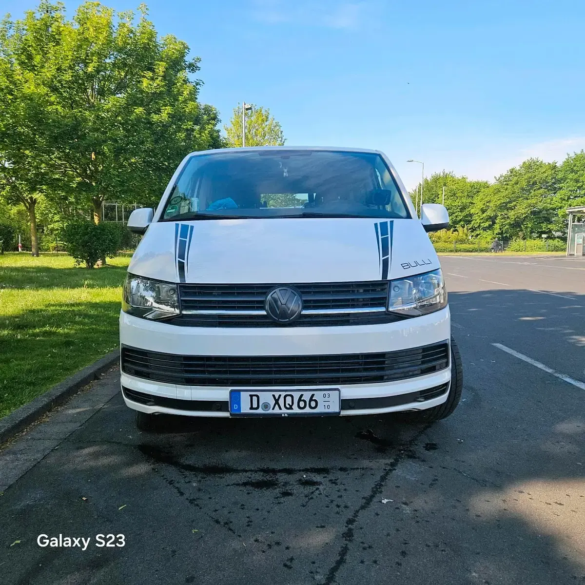 Gebraucht VW Multivan 150 PS (110 kW) 2016 Weiß Van / Kleinbus