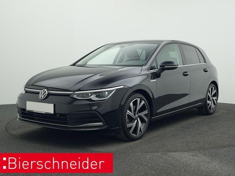 Schwarz Gebraucht 2022 VW Golf VIII Style Limousine | 26.950 € (Guter Preis) - Bild 1/4