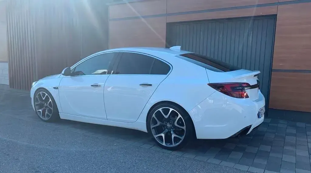 Gebraucht Opel Insignia OPC 325 PS (239 kW) 2017 Weiß Limousine