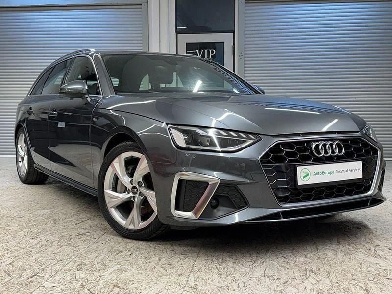 Gebraucht Audi A4 S-Line 204 PS (150 kW) 2023 Grau Kombi