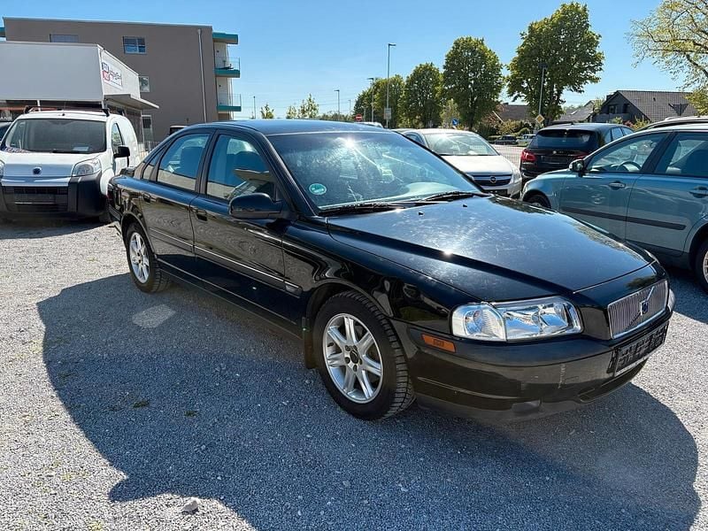 Second-hand Volvo S80 140 CP (102 kW) 2000 Negru Berlinǎ