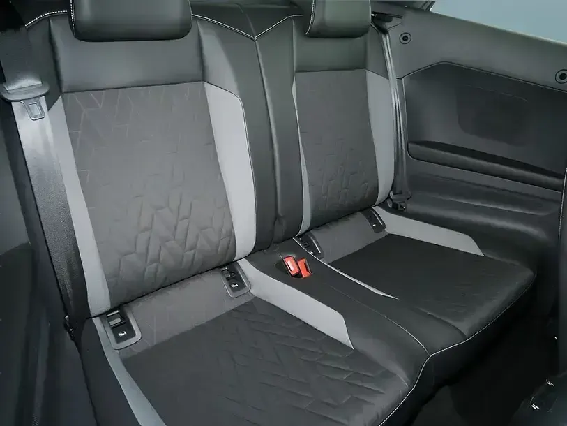 Gebraucht VW T-Roc 116 PS (85 kW) 2025 Weiss SUV
