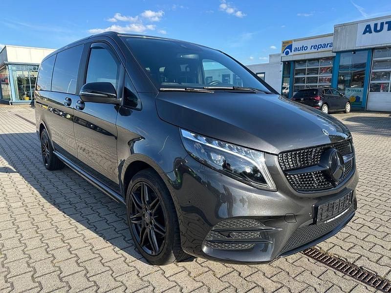 Gebraucht Mercedes V300 Edition 237 PS (174 kW) 2023 Grau Van / Kleinbus