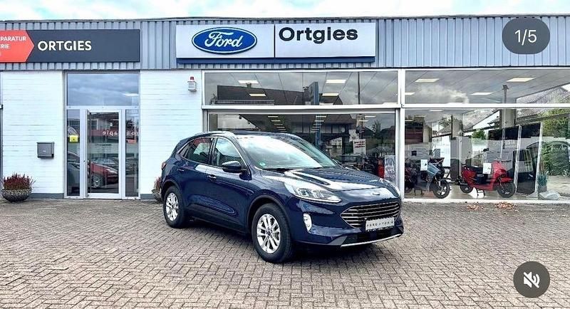Blau Gebraucht 2021 Ford Kuga Titanium SUV | 17.499 € (Guter Preis) - Bild 1/4