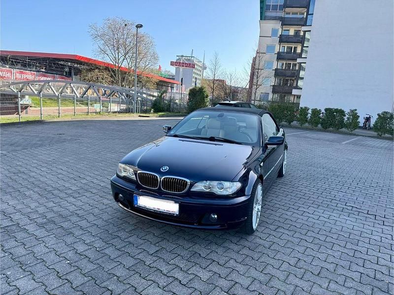 Gebraucht BMW 320 Cabriolet Performance 150 PS (110 kW) 2006 Blau Cabrio