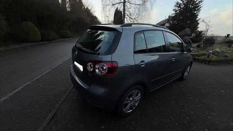 Gebraucht VW Golf Plus Cross 122 PS (89 kW) 2013 Grau Van / Kleinbus