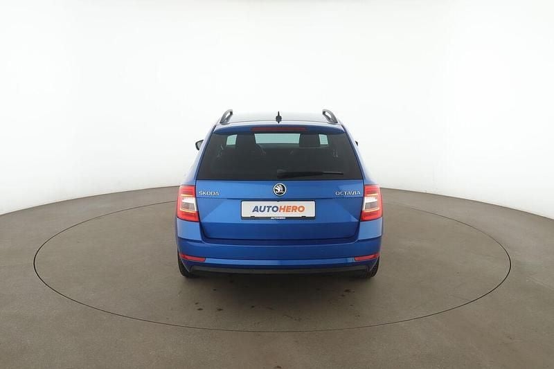Gebraucht Skoda Octavia Tour 150 PS (110 kW) 2020 Blau Kombi