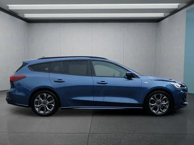 Gebraucht Ford Focus 155 PS (114 kW) 2025 Blau Kombi