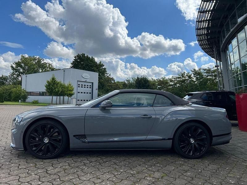 Gebraucht Bentley Continental GT Convertible Mulliner 549 PS (403 kW) 2023 Cambrian grau Cabrio