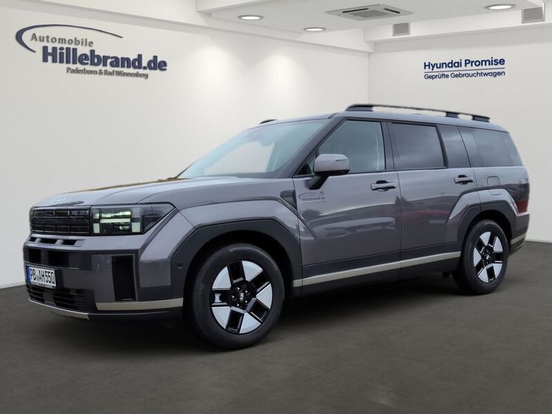 Grau Gebraucht 2024 Hyundai Santa Fe Signature SUV | 44.990 € (Fairer Preis) - Bild 1/4