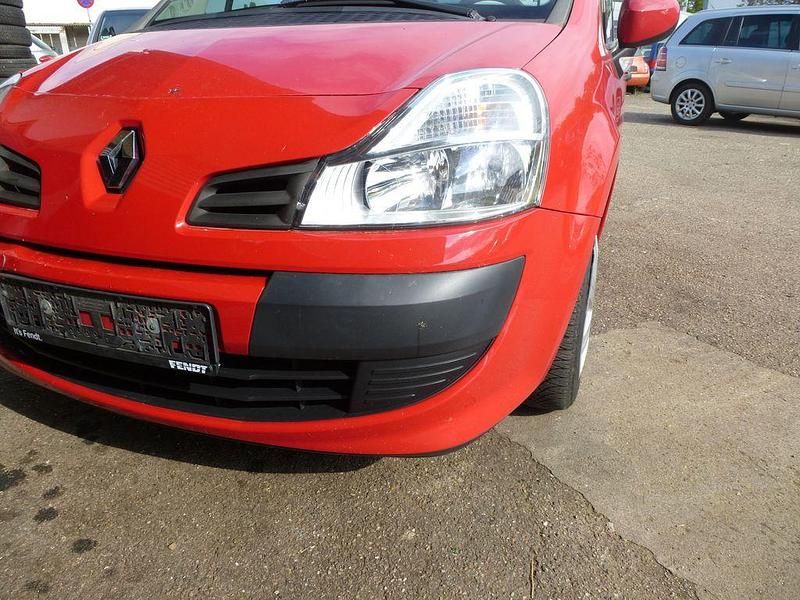 Usado Renault Modus Expression 75 HP (55 kW) 2010 Vermelho Monovolume