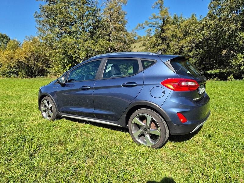 Gebraucht Ford Fiesta Active 101 PS (74 kW) 2019 Blau Kleinwagen