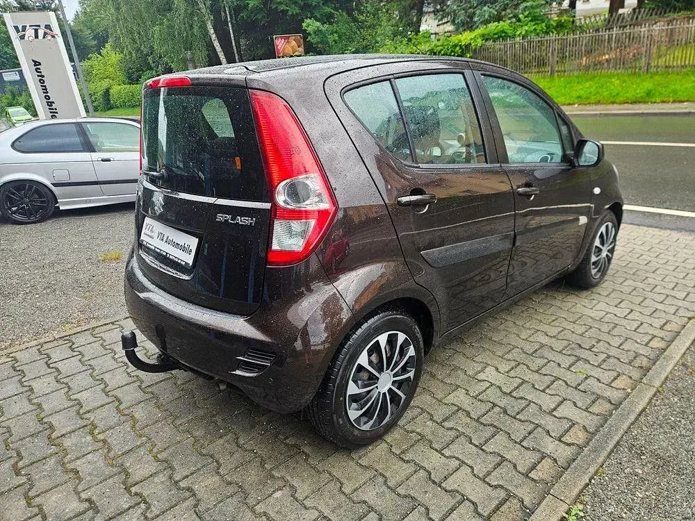 Gebraucht Suzuki Splash Comfort 94 PS (69 kW) 2015 Braun Kleinwagen