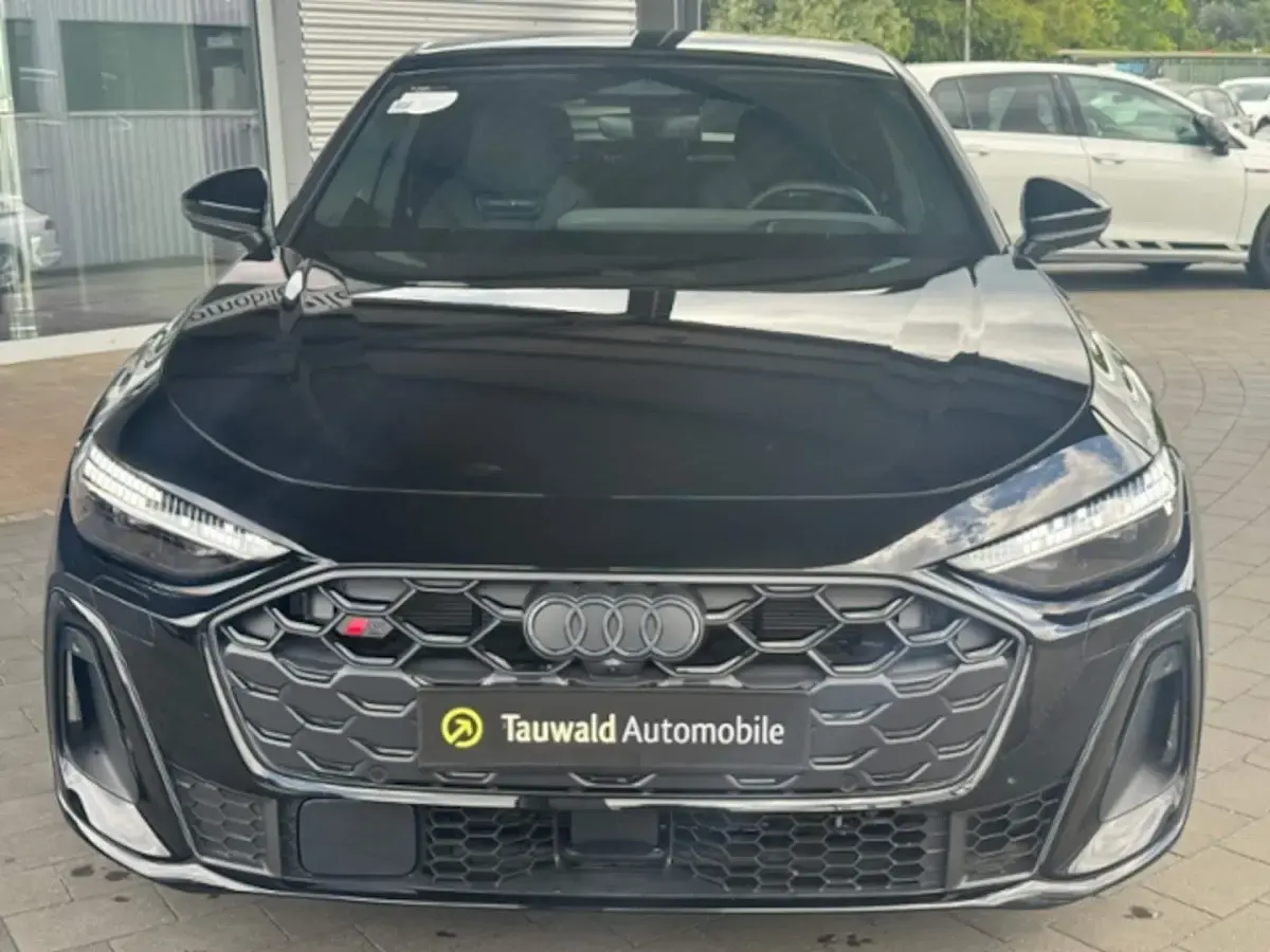 Gebraucht Audi S5 Ambiente 367 PS (269 kW) 2025 Schwarz Limousine