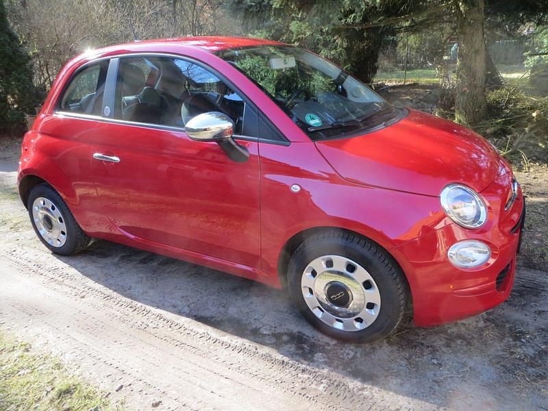 Gebraucht Fiat 500 Mirror 51 PS (37 kW) 2018 Rot Kleinwagen