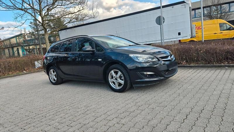 Gebraucht Opel Astra 171 PS (125 kW) 2014 Schwarz Kombi