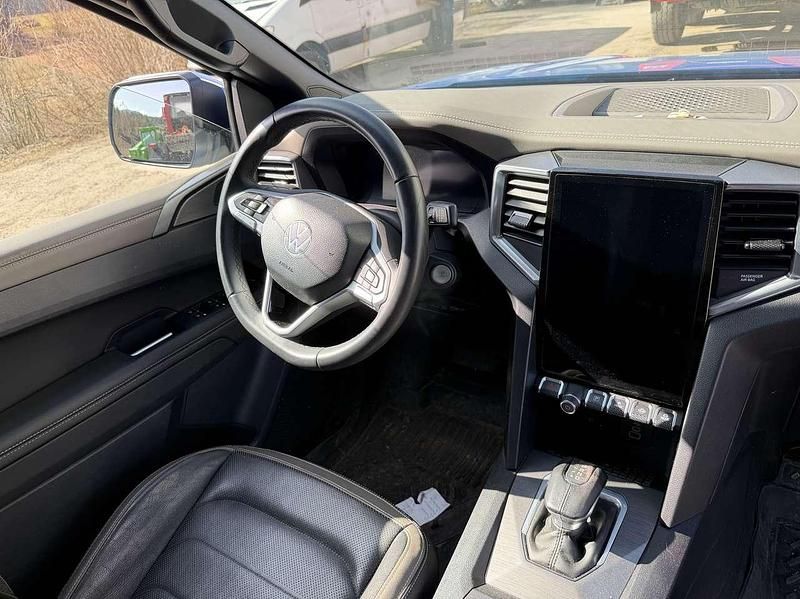 Gebraucht VW Amarok Aventura 241 PS (177 kW) 2024 Grau Pickup