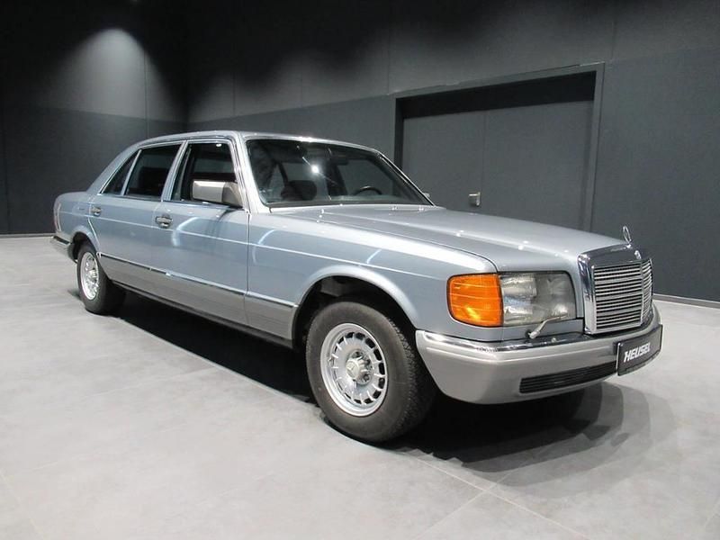 Gebraucht Mercedes 380 218 PS (160 kW) 1981 Blau Limousine