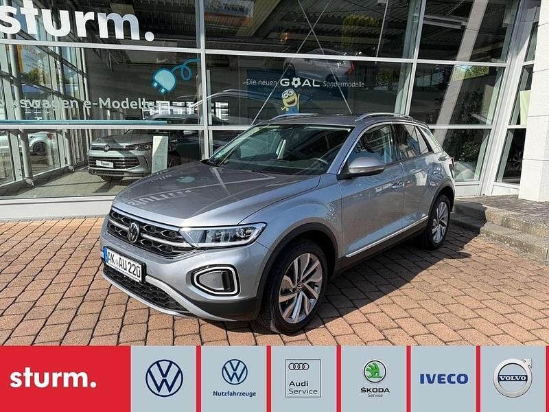 Silber Gebraucht 2025 VW T-Roc Style SUV | 38.490 € (Etwas zu teuer) - Bild 1/4
