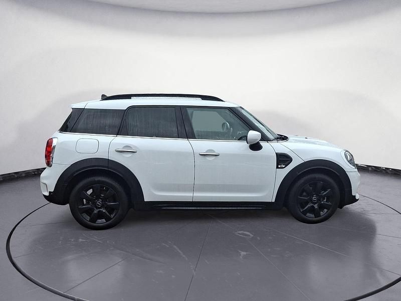 Gebraucht Mini One Countryman 102 PS (75 kW) 2019 Weiß SUV