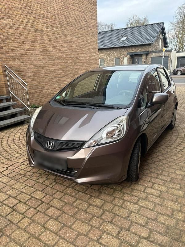 Gebraucht Honda Jazz 90 PS (66 kW) 2012 Braun Kleinwagen