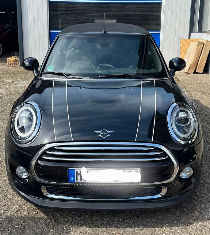 Second-hand Mini Cooper 136 CP (100 kW) 2018 Negru Hatchback