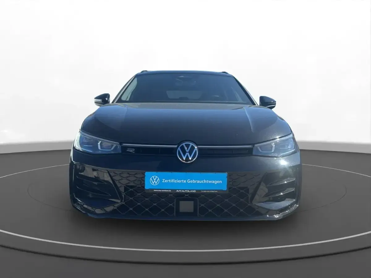 Gebraucht VW Passat R-line 150 PS (110 kW) 2025 Grenadillschwarz Kombi