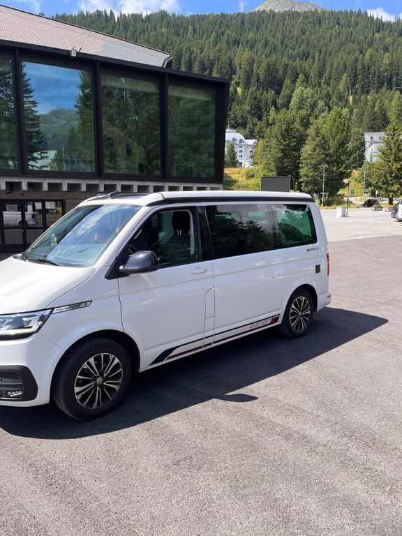Weiß Gebraucht 2021 VW T6.1 California Van | 53.999 € (Etwas zu teuer) - Bild 1/4