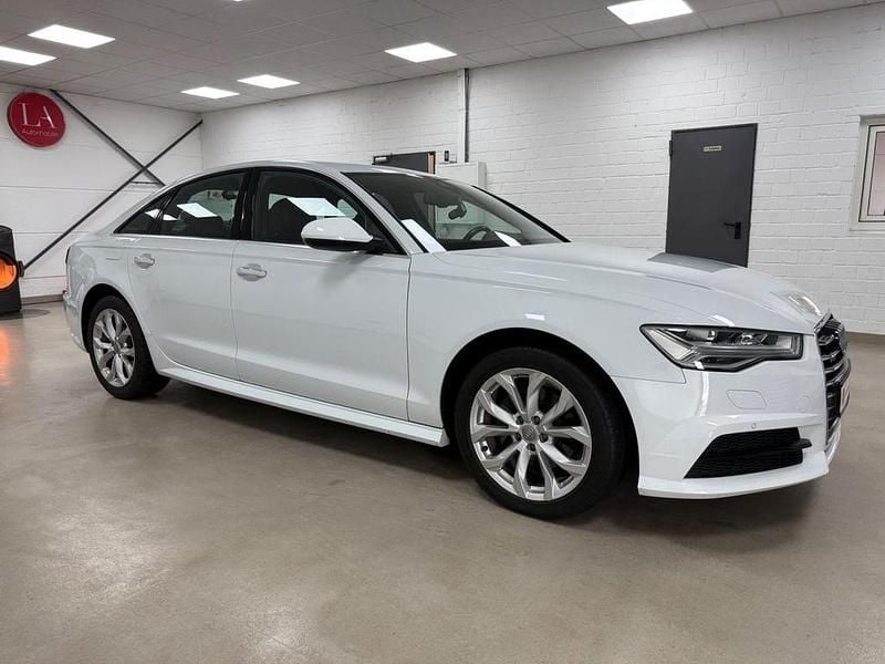 Gebraucht Audi A6 Ambiente 190 PS (139 kW) 2018 Weiß Limousine