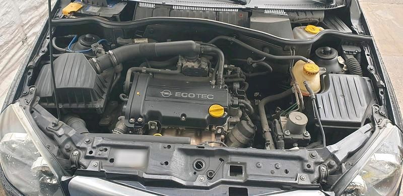 Gebraucht Opel Tigra 90 PS (66 kW) 2005 Schwarz Cabrio