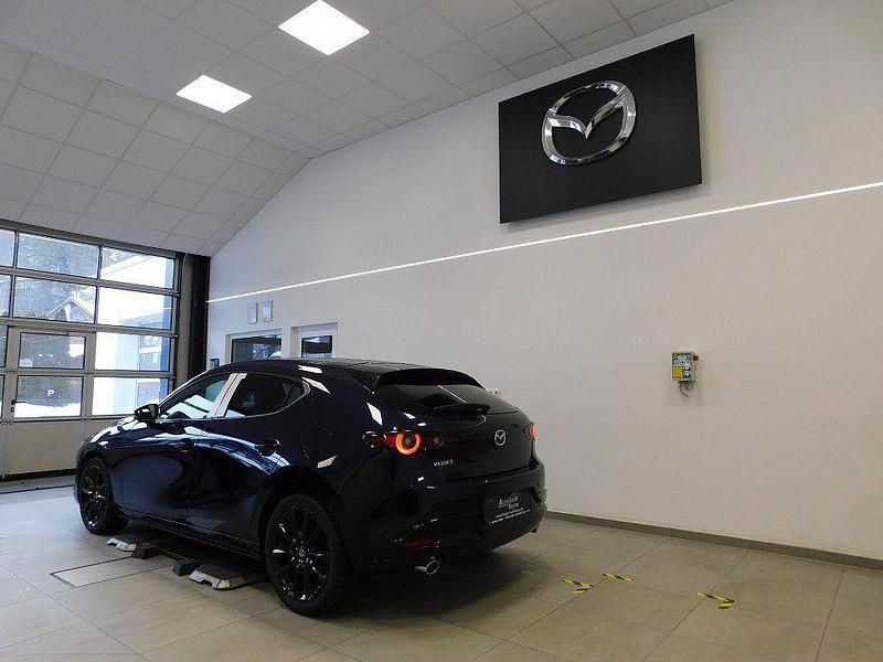 Neu Mazda 3 Nagisa 140 PS (102 kW) 2026 Blau Limousine