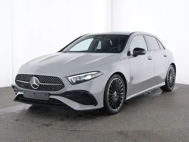 Gebraucht Mercedes A220 AMG 190 PS (139 kW) 2025 Grau Limousine