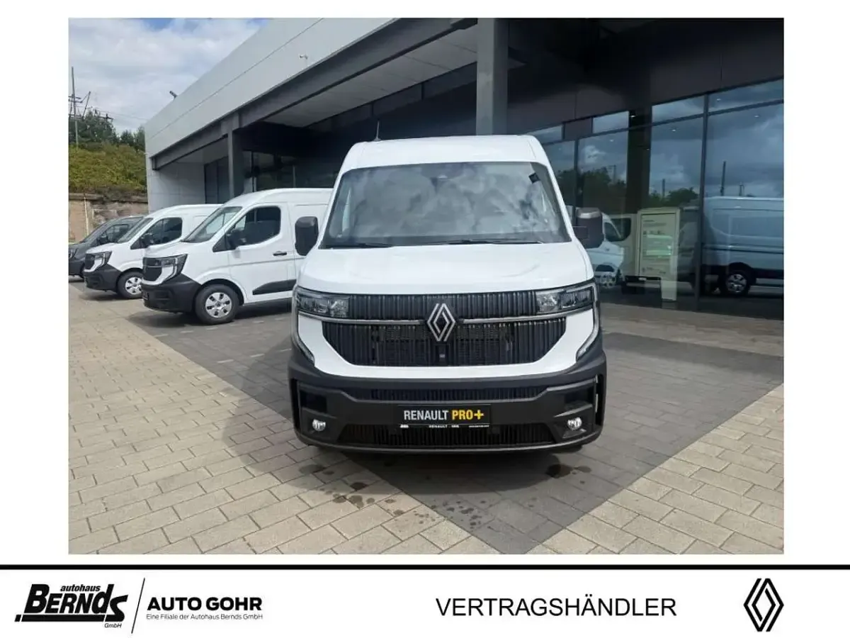 Neu Renault Master 150 PS (110 kW) 2026 Mineralweiß Van / Kleinbus