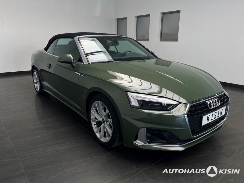 Gebraucht Audi A5 Cabriolet Advanced Plus 204 PS (150 kW) 2024 Green metallic Cabrio