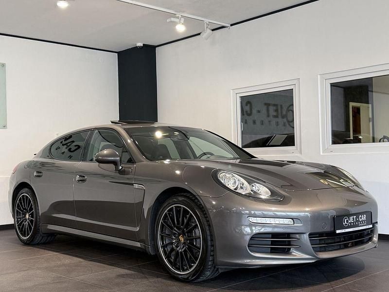 Gebraucht Porsche Panamera 250 PS (183 kW) 2013 Grau Limousine