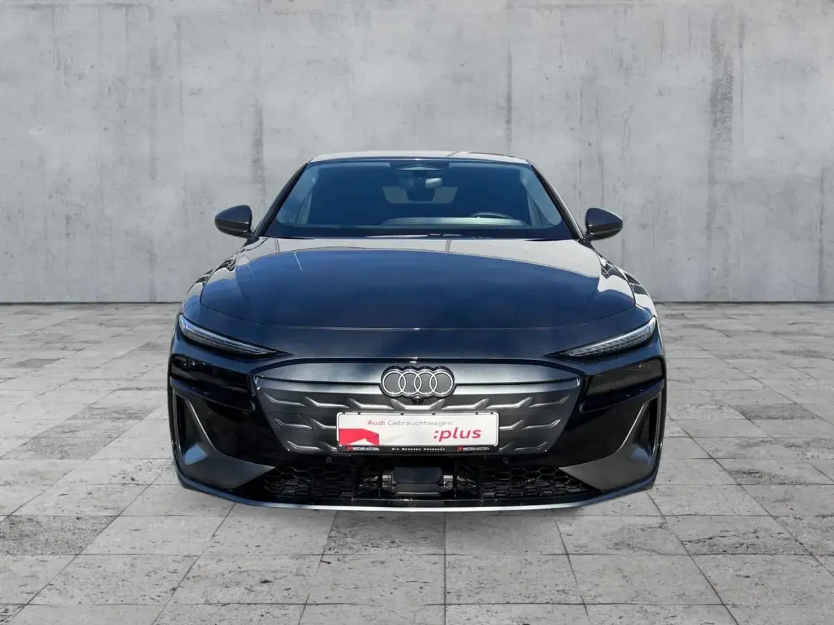 Gebraucht Audi e-tron Sportback S-Line 210 kW (286 PS) 2025 Daytonagrau perleffekt SUV