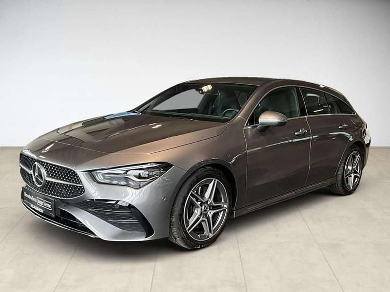 Gebraucht Mercedes CLA200 Shooting Brake AMG 163 PS (119 kW) 2024 Grau Kombi