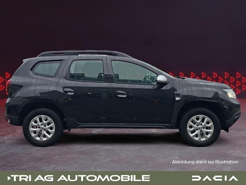 Gebraucht Dacia Duster Expression 116 PS (85 kW) 2023 Perlmuttschwarz (metallic) SUV