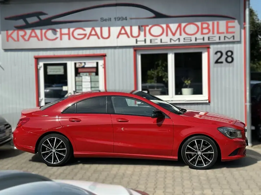 Gebraucht Mercedes CLA180 122 PS (89 kW) 2014 Jupiterrot  unilack Coupé