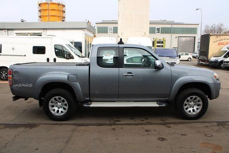 Gebraucht Mazda BT-50 143 PS (105 kW) 2008 Grau Pickup