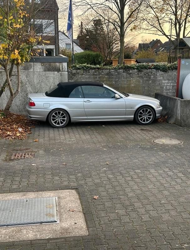 Silber Gebraucht 2003 BMW 318 Cabriolet Cabrio | 3.000 € (Superpreis) - Bild 1/4