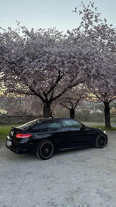 Gebraucht Mercedes C200 184 PS (135 kW) 2016 Schwarz Coupé