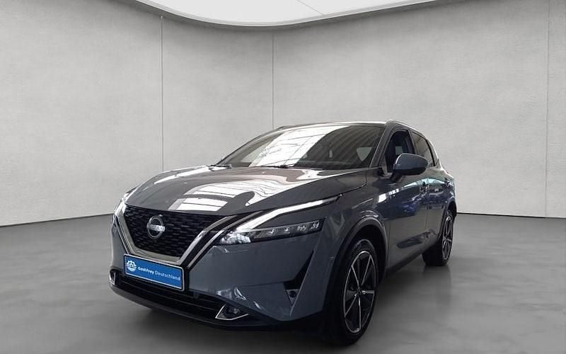 Grau Gebraucht 2024 Nissan Qashqai Tekna+ SUV | 28.450 € (Superpreis) - Bild 1/4