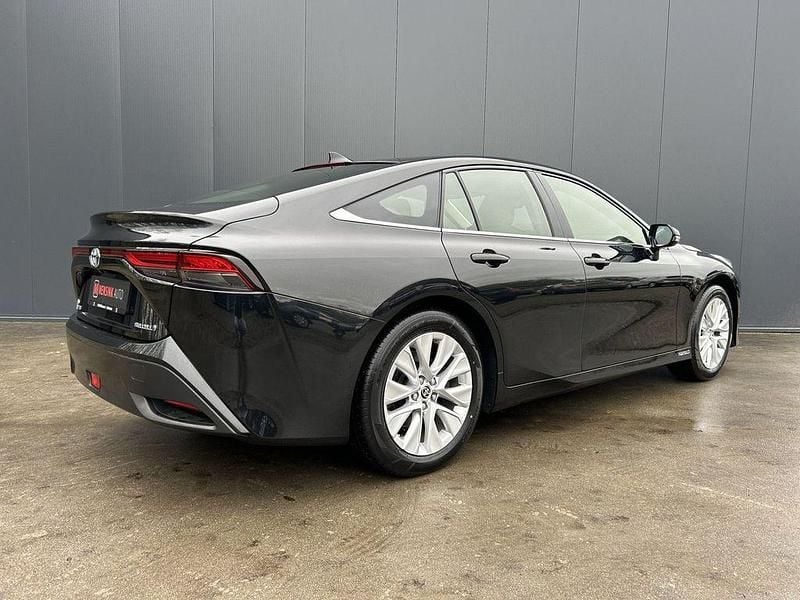 Gebraucht Toyota Mirai H2 182 PS (133 kW) 2021 Schwarz Limousine