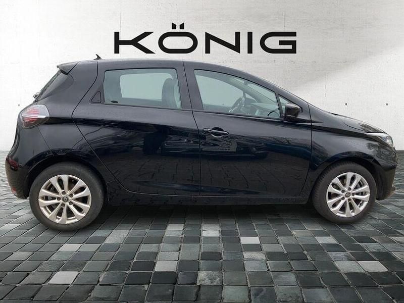Second-hand Renault Zoe Experience 80 kW (109 CP) 2022 Negru Hatchback