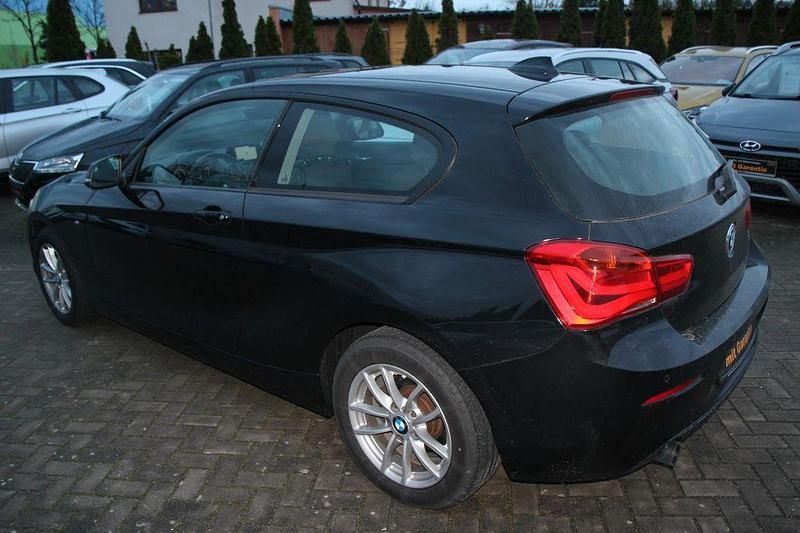 Gebraucht BMW 118 Sport Line 136 PS (100 kW) 2017 Schwarz Kleinwagen