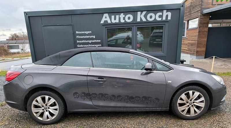 Gebraucht Opel Cascada Edition 120 PS (88 kW) 2013 Plat.anthr./rogrey/0j:silbergr Cabrio