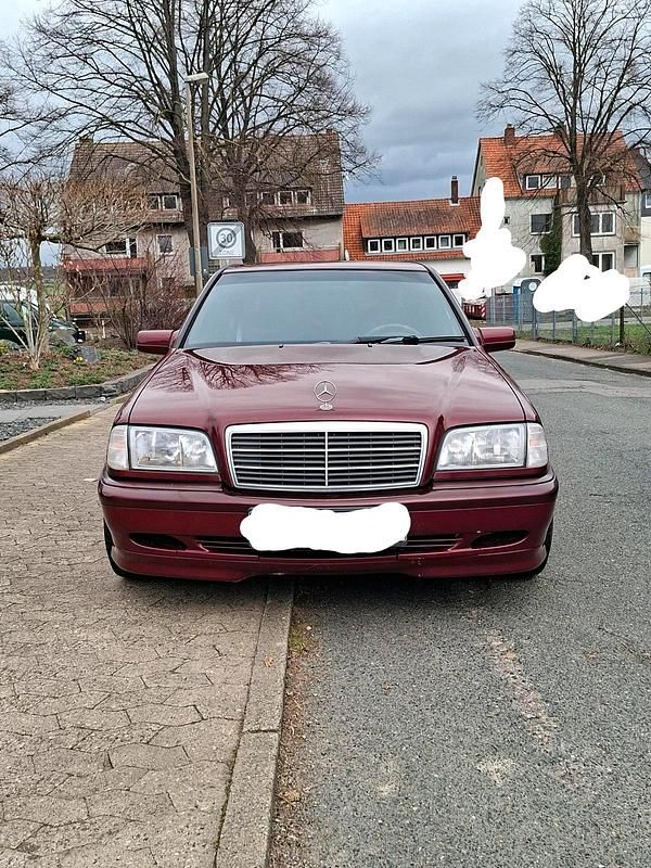 Gebraucht Mercedes C180 122 PS (89 kW) 1998 Rot Limousine